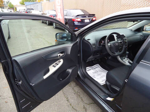 2011 Toyota Corolla S