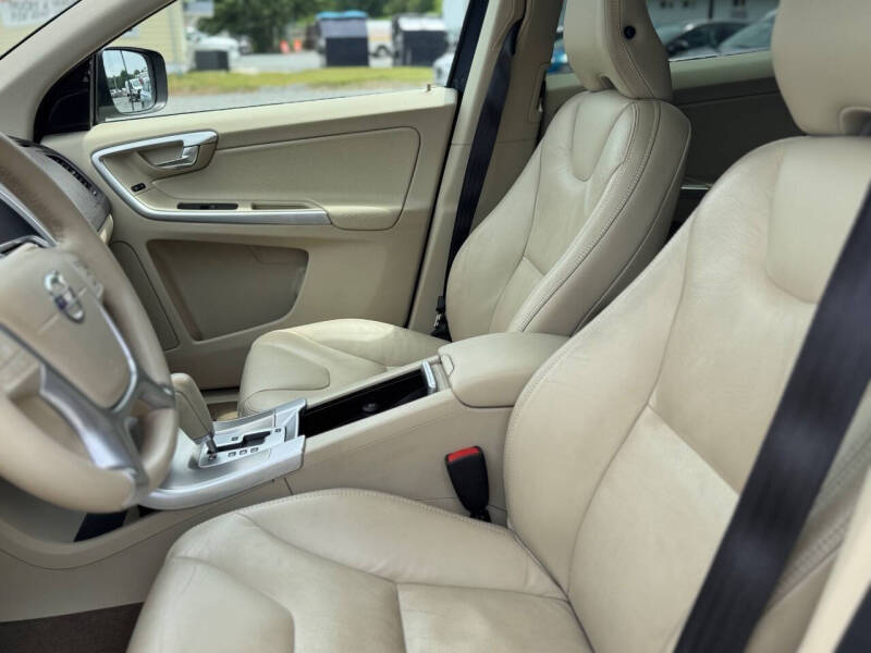2012 Volvo XC60 3.2 Premier