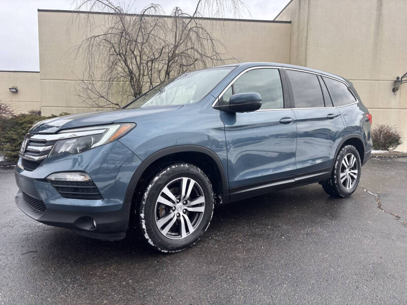 2016 Honda Pilot EX's photo