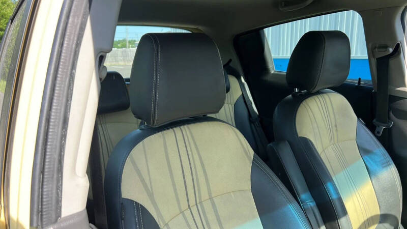 2013 Chevrolet Spark 1LT Auto