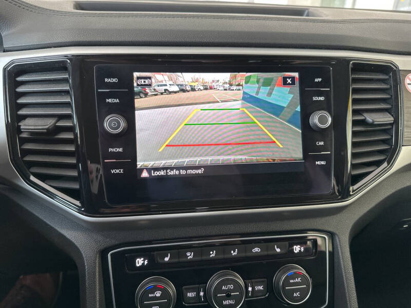 2022 Volkswagen Atlas V6 SE