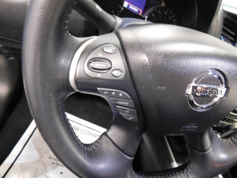 2019 Nissan Pathfinder SV