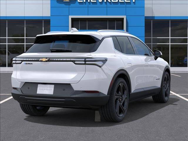 2026 Chevrolet Equinox EV LT 2