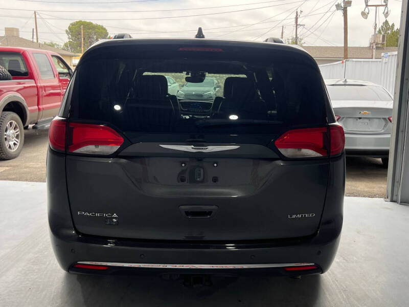 2020 Chrysler Pacifica Limited 35th Anniversary