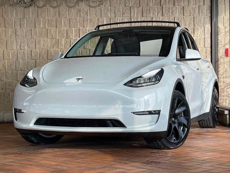 2023 Tesla Model Y Long Range