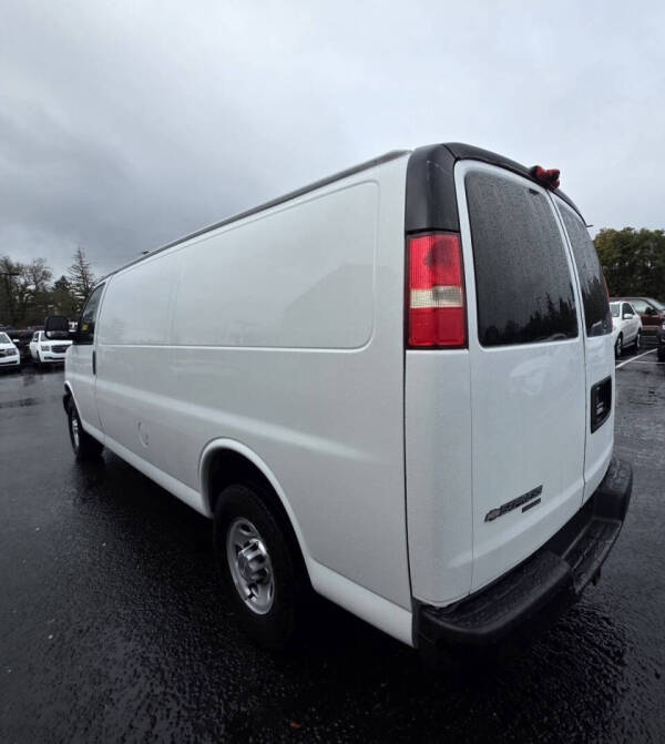 2014 Chevrolet Express 2500