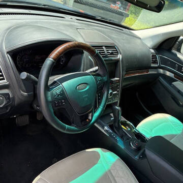 2016 Ford Explorer Platinum