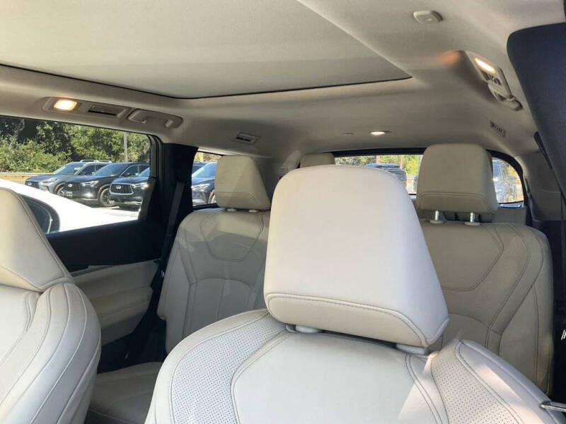 2025 Infiniti QX60 Pure