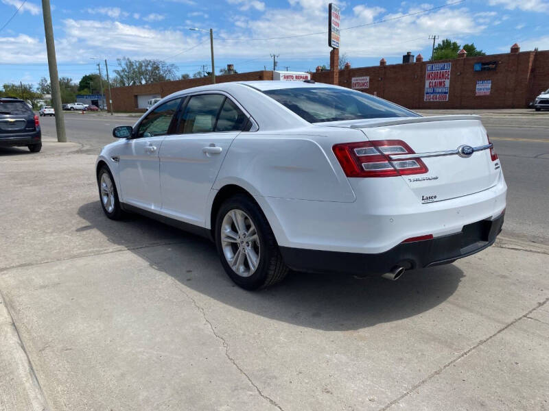 2013 Ford Taurus SEL