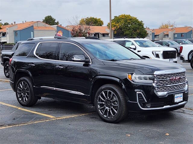 2023 GMC Acadia Denali