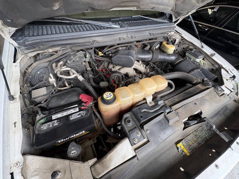2004 Ford Excursion Eddie Bauer