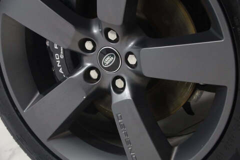 2023 Land Rover Defender 110 V8