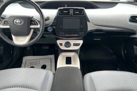 2017 Toyota Prius Three