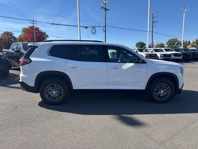 2025 GMC Acadia Elevation