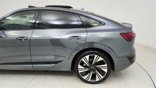 2024 Audi Q8 Sportback e-tron quattro Prestige S line