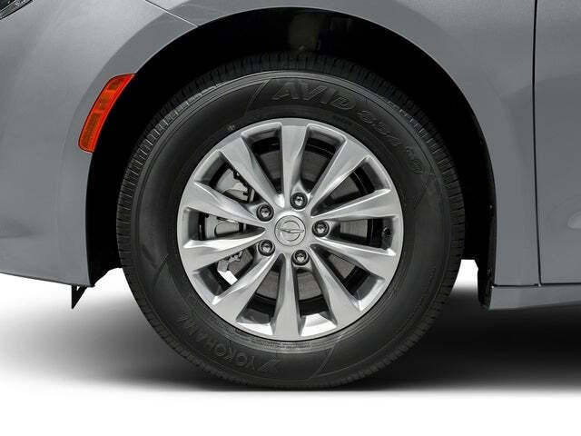 2018 Chrysler Pacifica Touring L Plus