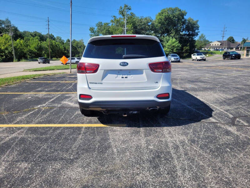 2019 Kia Sorento LX V6