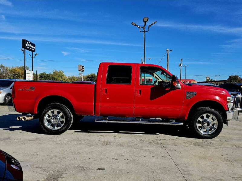 2010 Ford F-250 Super Duty Lariat photo 5