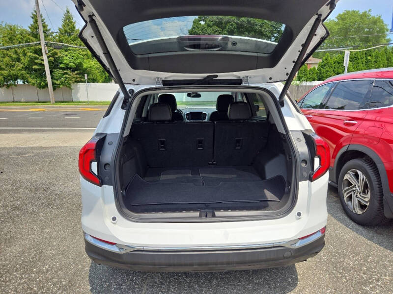 2021 GMC Terrain SLT