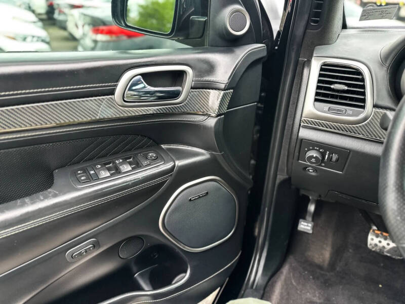 2017 Jeep Grand Cherokee SRT