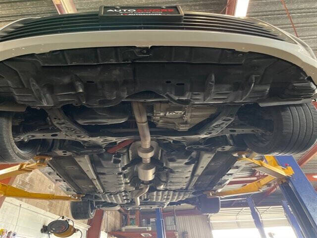 2017 Toyota Camry Hybrid XLE