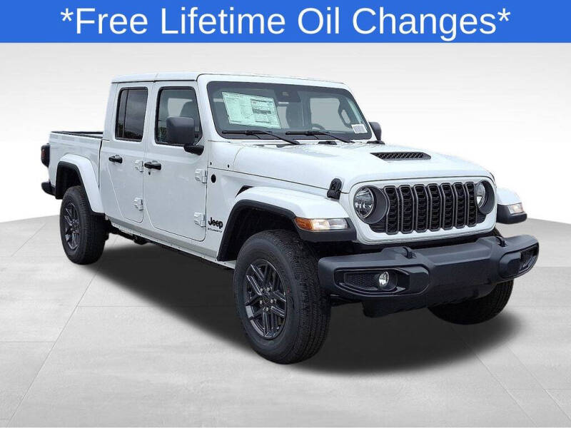 2025 Jeep Gladiator Sport S's photo