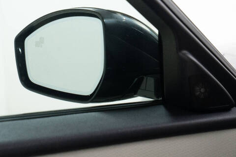 2019 Land Rover Range Rover Velar P250 R-Dynamic SE