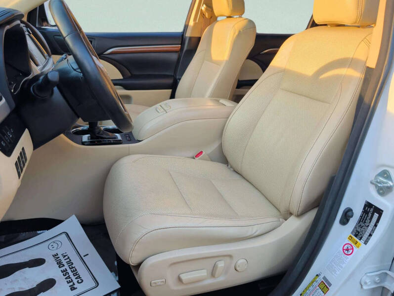 2018 Toyota Highlander Limited Platinum