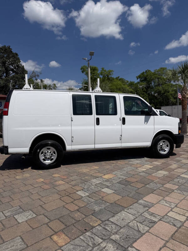 2020 Chevrolet Express 2500