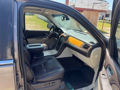 2012 Cadillac Escalade Platinum Edition