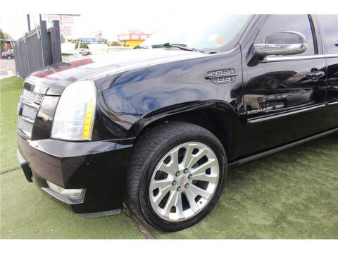 2012 Cadillac Escalade ESV Premium
