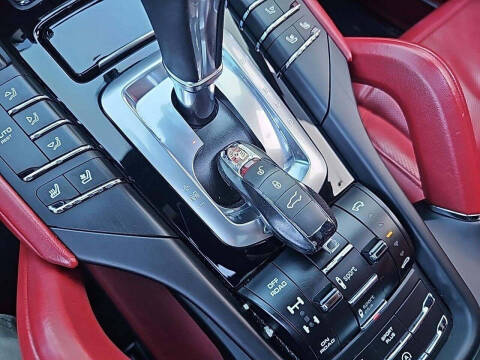 2017 Porsche Cayenne Turbo