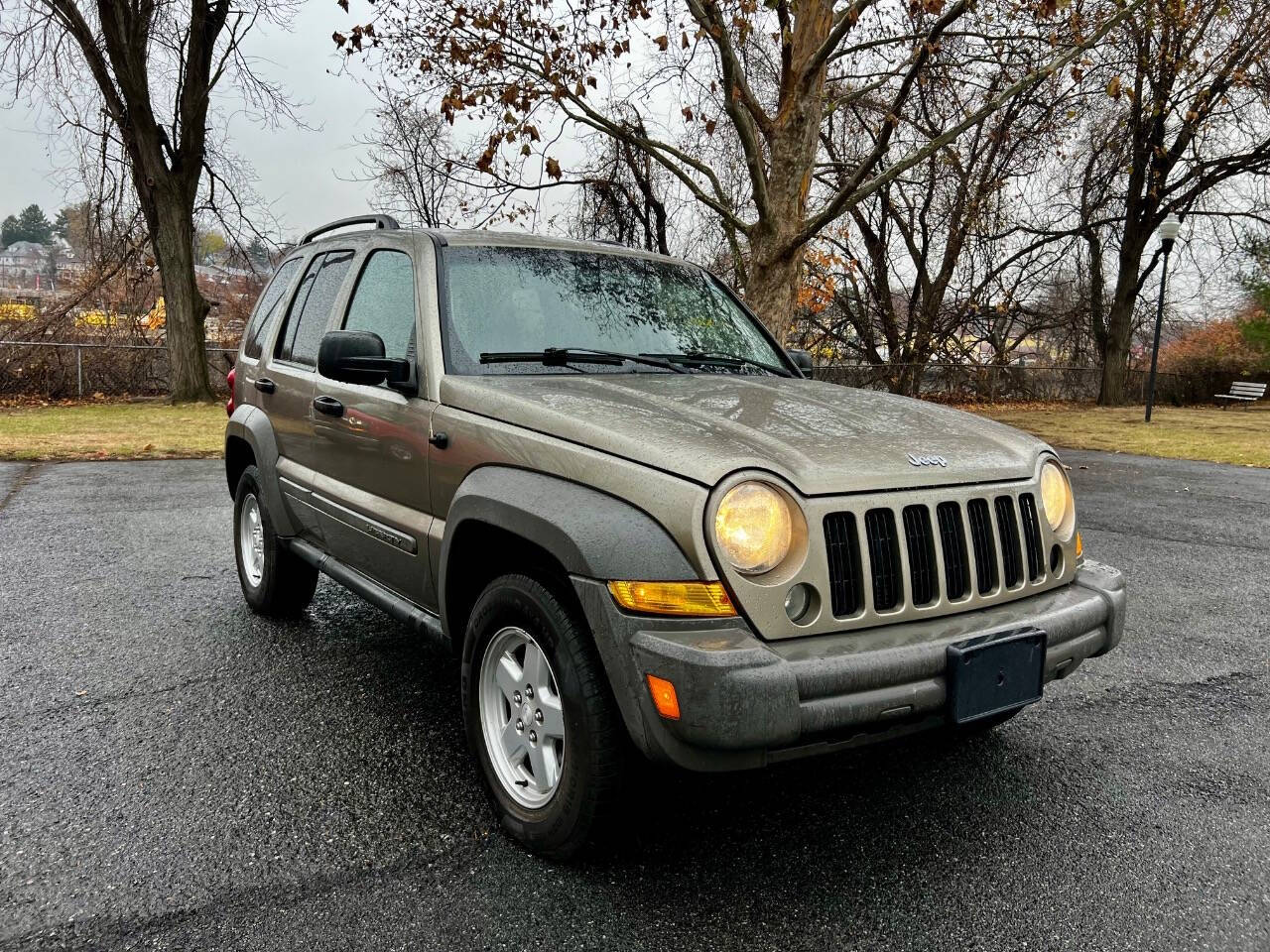 2007 Jeep Liberty for sale at H&M Used Cars in Passaic, NJ