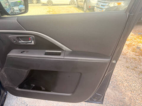 2014 Mazda MAZDA5 Sport