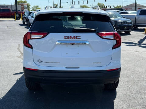 2023 GMC Terrain SLE