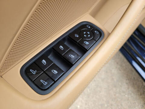 2017 Porsche Panamera Turbo