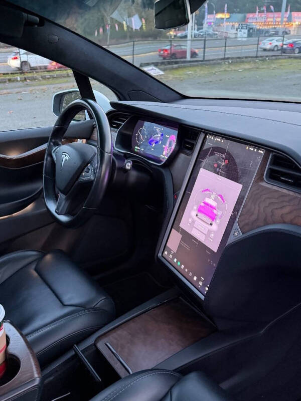 2018 Tesla Model X 75D
