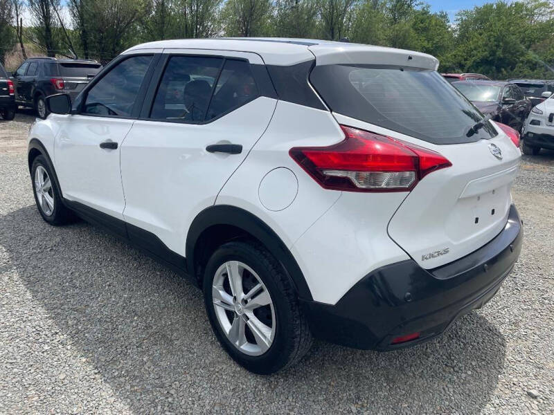 2020 Nissan Kicks S