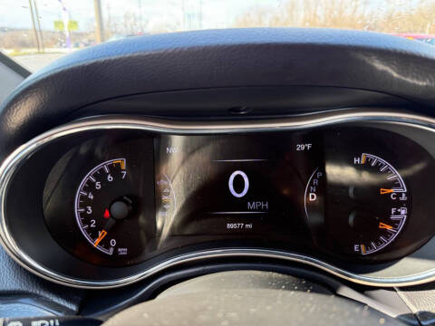 2017 Jeep Grand Cherokee Laredo