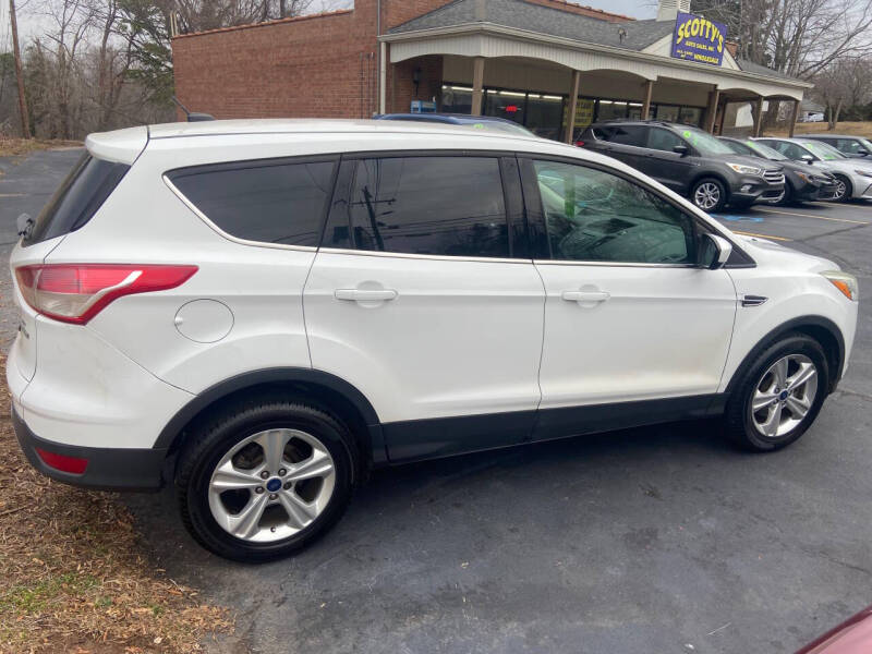 2015 Ford Escape SE