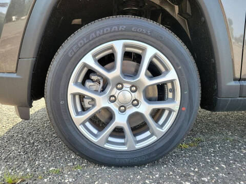 2023 Jeep Compass Latitude Lux