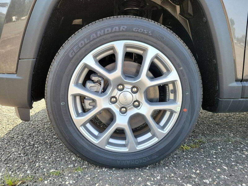 2023 Jeep Compass Latitude Lux