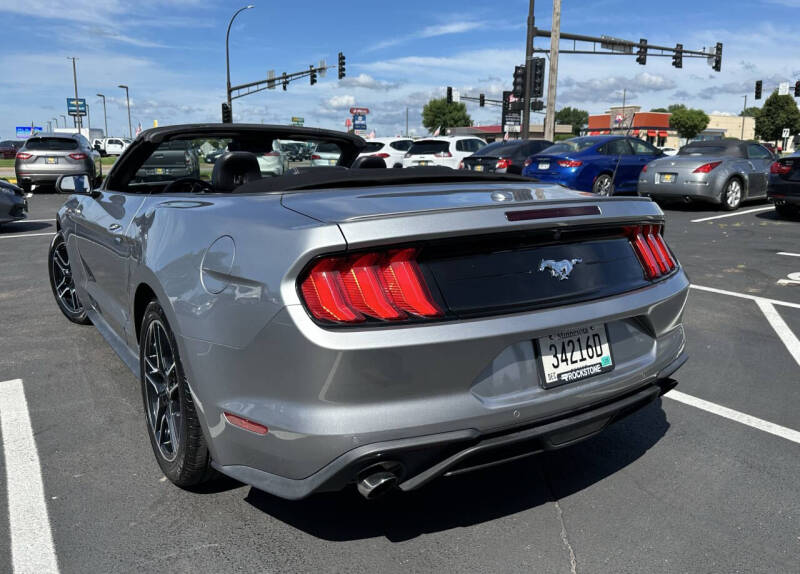 2022 Ford Mustang EcoBoost Premium