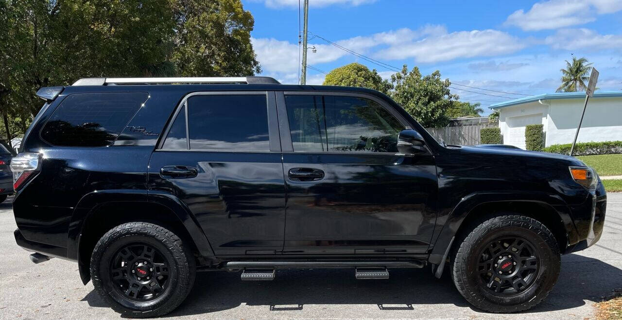 2018 Toyota 4Runner  - $26,105