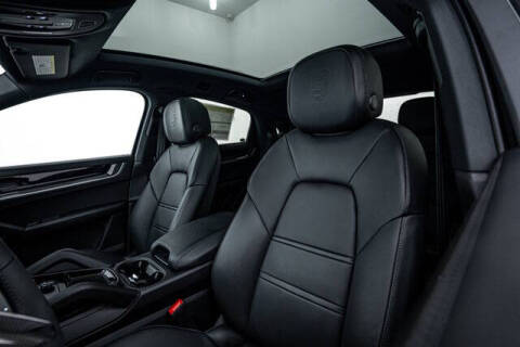 2025 Porsche Cayenne E-Hybrid Coupe