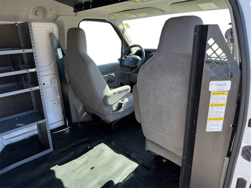 2013 Ford E-Series E-350 SD