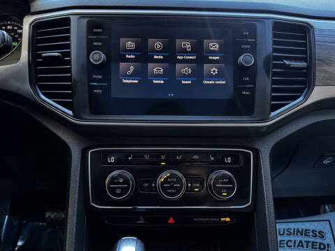 2020 Volkswagen Atlas Cross Sport SE