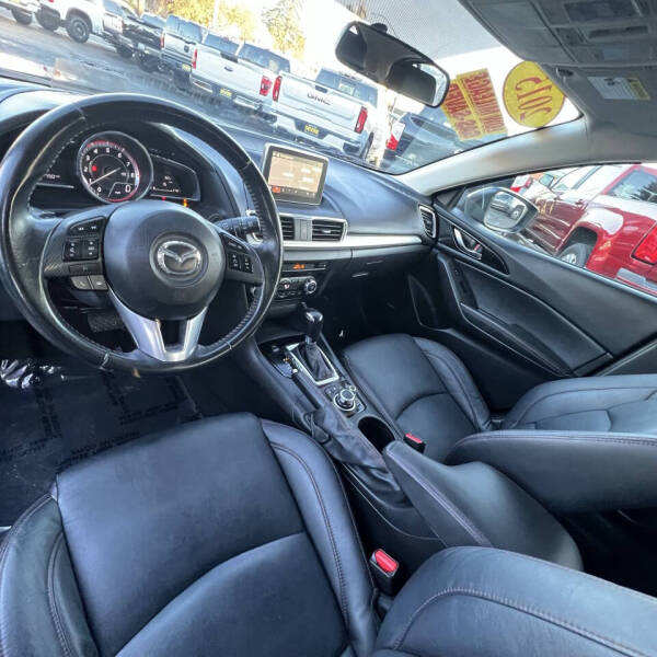 2015 Mazda MAZDA3 s Touring