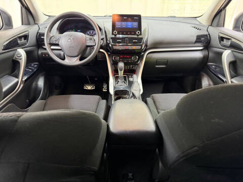 2024 Mitsubishi Eclipse Cross LE