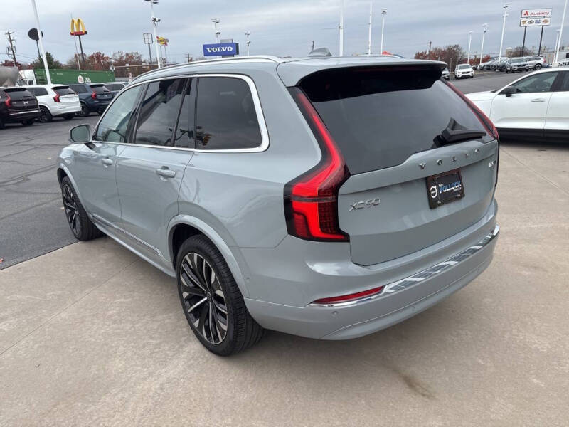 2025 Volvo XC90 B5 Plus Bright Theme 7P